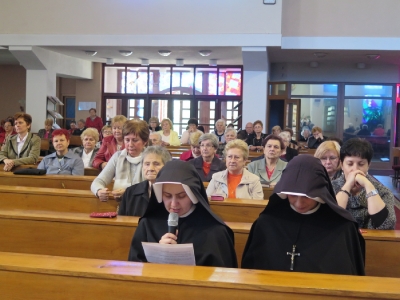 Dekanatátne stretnutie kňazov a Sestričky Božieho milosrdenstva v SO_11