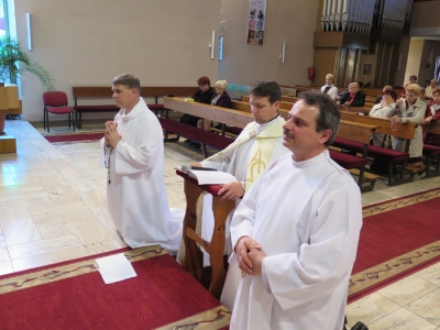 Dekanatátne stretnutie kňazov a Sestričky Božieho milosrdenstva v SO_12